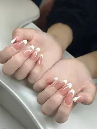 10本長さだしフレンチネイル💅
