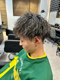 ⭐️メンズカット+ホワイトメッシュ+パーマ⭐️