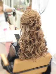 【ホステス専用クーポン】ヘアセット(洋髪)※在籍確認できる名刺の提示必須