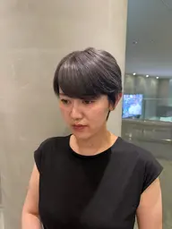 【ブリーチリタッチ+オンカラー+ケアトリートメント🍀】