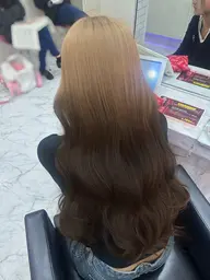 【ミニモ限定🇰🇷】【おしゃれさん必見!?❤️🔥】韓国風デザインカラー💗(ブリーチ+カラー)