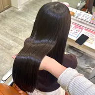 【👩🎓学割クーポン】🤍強い癖を抑える縮毛矯正+カット