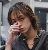 【7月限定✨】スタイリスト骨格矯正カット+ミディアムパーマ✨