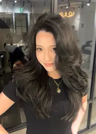 🖤🇺🇸海外ヘア好きな方へ🇺🇸🖤💛🦋ワンカラー×バタフライレイヤー🦋💛透明感/艶カラー/外国人風/髪質