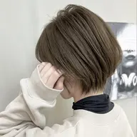 デザインカット+シャンプー+濃密補修2stepTr無料(スタイリング込)¥0