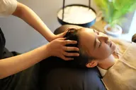 【ご褒美𝘁𝗶𝗺𝗲🤍】極上ヘッドスパ💆🏻‍♀️日頃の疲れをリフレッシュ🫧✨