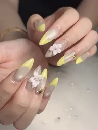 🎱フレンチネイル🌙