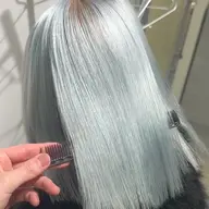 【寒色カラー❄️】ワンケアブリーチ➕カラー➕クイックトリートメント