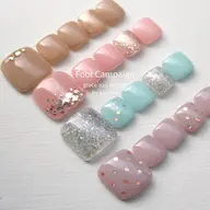 【期間限定】きれいめ定額◇大人designプレート✨フットネイル🩰💕(自爪育成ケア込み・オフ+1100円)