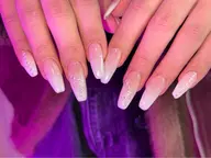 【6/10 16:30〜】🎀オフあり長さ出しワンカラーorラメグラデーション🎀