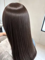 【🪞 鏡のような艶髪へ ✨ 艶髪縮毛矯正・髪質改善ストレート✨】