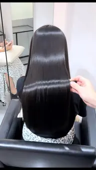 最高峰髪質改善ストレート+高保湿トリートメント🖤(U-30)