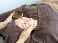 【全顔】REVIのハーブピーリング🌿剥離なし✨すっぴんでも自信が持てる！うるツヤ肌へ🩷※仮予約となります