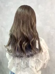 【大人オシャレ】小顔カット➕インナーカラー➕うるツヤ高保湿トリートメント