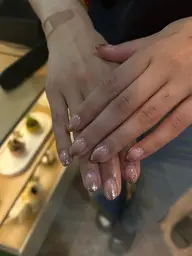 🎀期間限定メニュー✨【オフ込み】キラキララメグラデーション💖