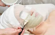 【ビタミンミネラル補給🍋】海藻パックで美白、毛穴の汚れ撃退‼️ ベットでフェイシャルマッサージ💆♀️