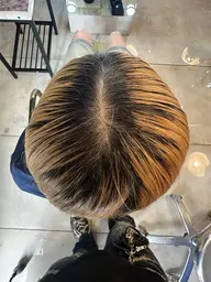 【u24】ブリーチリタッチ(2​〜​3cm)💛＋ケアカラー＋2step treatment🧖‍♀️🌱͛