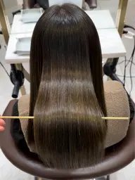 【まとめて1日で🪄🫧】カット✂️➕縮毛矯正➕透明感カラー🫧➕クイックトリートメント(超音波アイロンサービス✨️)