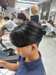 【💥この季節 癖毛に悩んでる方必見💥】メンズカット➕今話題のケア必須曲がる縮毛矯正➕オリジナルトリートメント🧴🫧