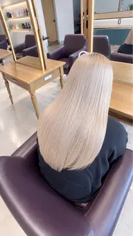 💙人気𝐍𝐨. 𝟏💙カット＋ケアブリーチ＋透明感カラー