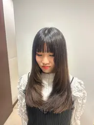 【チェックカットモデル】ロングorミディアムのみ！レイヤーカット＋One Step Treatment✨