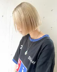 話題の新メニュー!【感動の艶髪】酸性ストレート