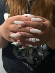 🐚🫧チップ長さ出し10本ワンカラー&パーツ2個サービス🫧🐚