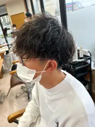 メンズカット特殊パーマ(ツイスト、スパイラルなど)
