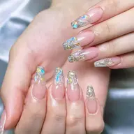 🐬大人気お勧め🐬【チップ長さだし】氷🧊ワンホンネイル✨キラキラ