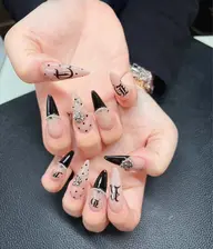 【オフあり】ハンド 💅🏻定額デザインコース✨️初回¥6800~2回目以降¥7800~✨️パラジェル変更可✨️