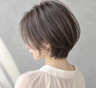 デザインカット+シャンプー(スタイリング込)¥0