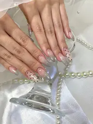 【ジェルオフ有】チップ10本長さだし🎀ラメグラデーション🤍