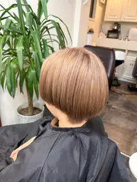 【撮影OKな方✨】ブリーチ＋オンカラー🍀