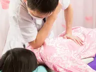 【肩こりにお悩みの方へ】巻き肩矯正&首肩こり整体