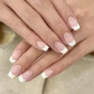 【オフ有り】フレンチネイル(ベースカラー無し)