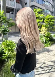🔸透明感たっぷり外国人風スタイル✨ブリーチ+オンカラー🔸(ブリーチ/ダブルカラー/ハイトーン)