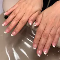 9/3(木)18時〜ハンド白フレンチ/150分@ネイルサロンtricia表参道店