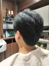 メンズカット(シャンプートリートメント付)(再来)施設使用料込