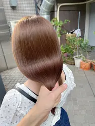【光る透明感ある美髪へ】艶髪カラー&内部補修トリートメント⭐️