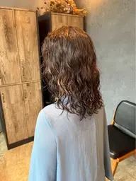 【ミディアムパーマ限定🌀】カット＋パーマ