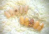 ぷっくりフラワーデザインネイル🌸(オフあり、甘皮ケア付)