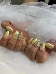 mirror/aurora nail 持ち込みデザイン🩰（offなし）