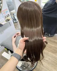 【今話題の‼️】水素カラー🫧🧊🩵ブリーチ毛でも驚きの艶🩵✨(水素ケア+ケアカラー🥛)