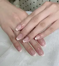 🟢フレンチネイル