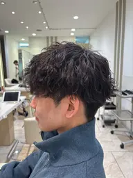 【メンズ限定】カット+パーマ各種+炭酸シャンプー+眉カット　（眉カットを外すと更に《1500円》OFF！）