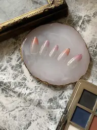 【ジュニアメニュー】オフ無し無料ケア込み定額ネイル①