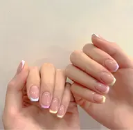 カラフルフレンチネイル(ソフトオフ込み)🌸丁寧な甘皮ケア付き🧚♀️