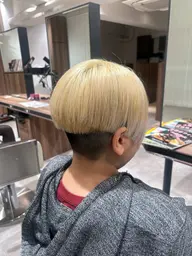[平日限定🫧]ブリーチ➕カラー