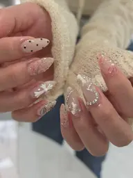 チップ長さ出し10本➕やり放題ネイル