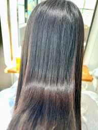 🌈新規対象先着5名様🌈似合わせカット+極・艶縮毛矯正+トリートメント¥17900